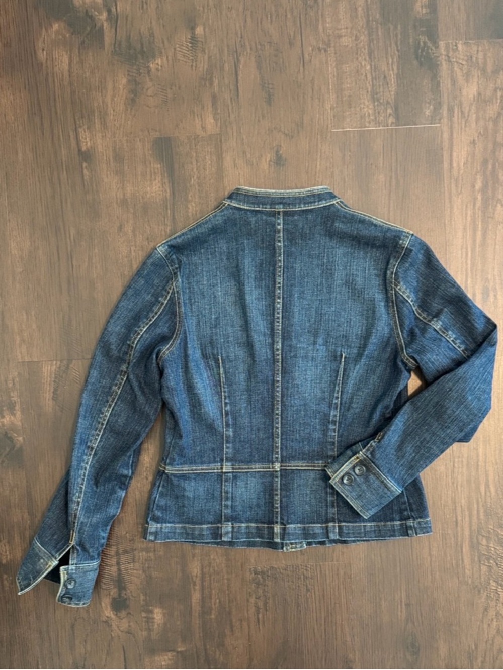 TALBOTS WOMENS DENIM JEAN JACKET SIZE 6 TAPERED FITTED COLLARLESS BUTTON BLUE - Picture 5 of 12